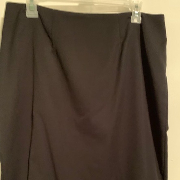 Merona Black Skirt - Picture 1 of 4